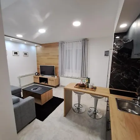 Apartman Pariz Slavonski Brod Esterno foto